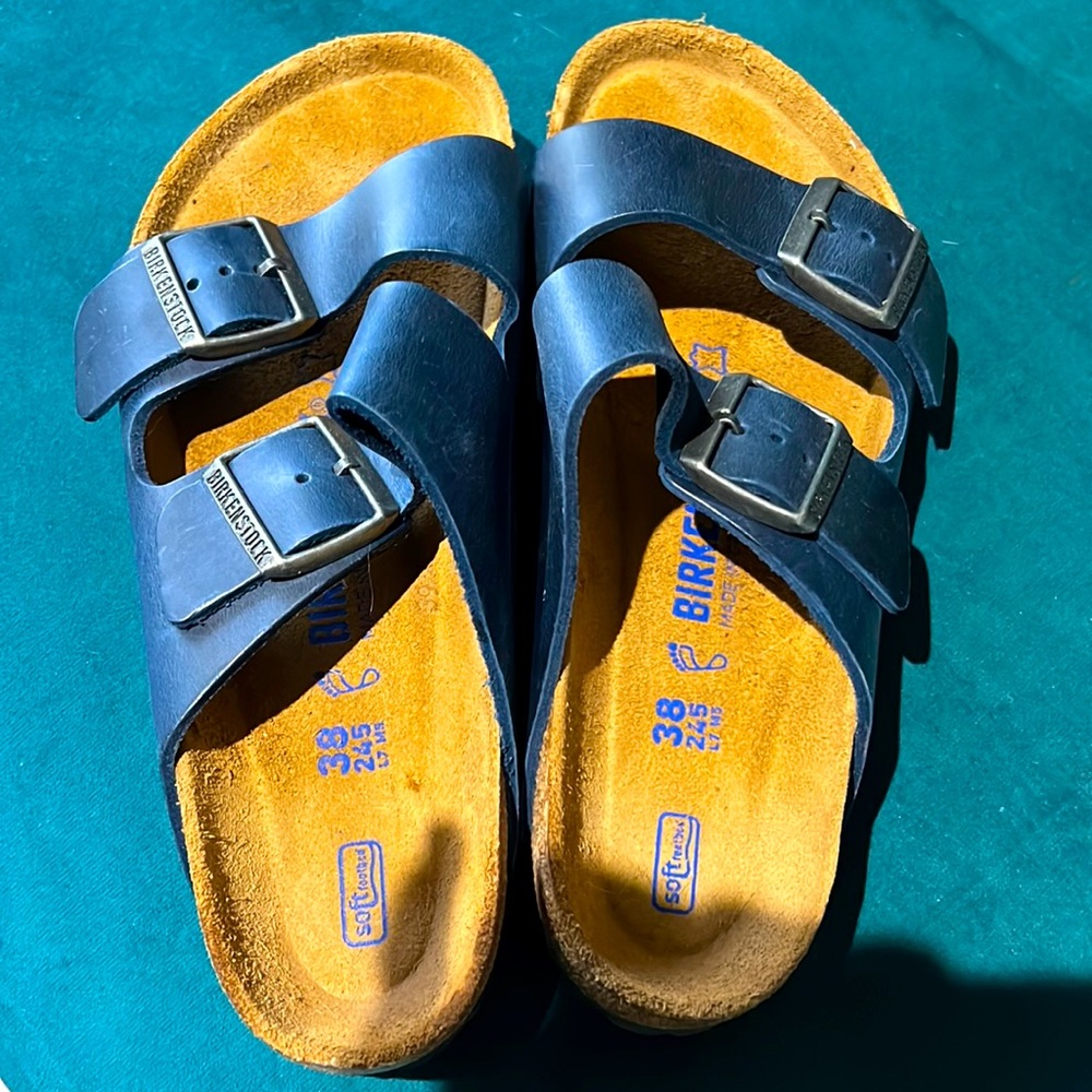 Women’s Navy blue Birkenstocks soft footbed size 38 same as 7.5